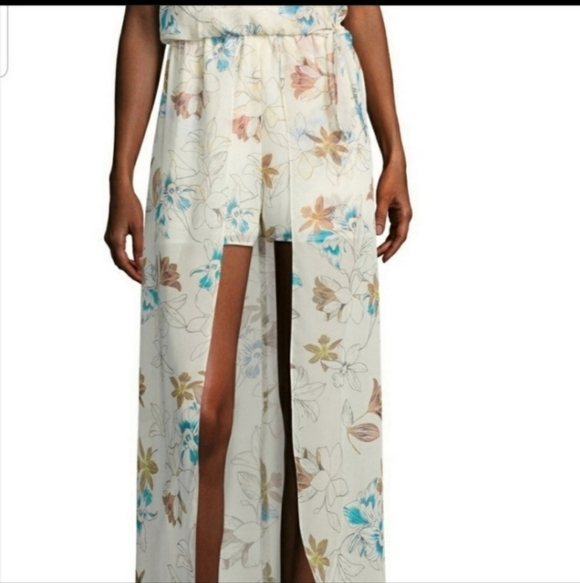 💚5/$25 Floral Romper Flowy Maxi Top Dress Shorts Combo Size Medium - Picture 3 of 13